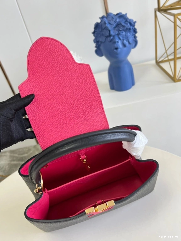 First bag ru Louis MM Vuitton CAPUCINES 0805